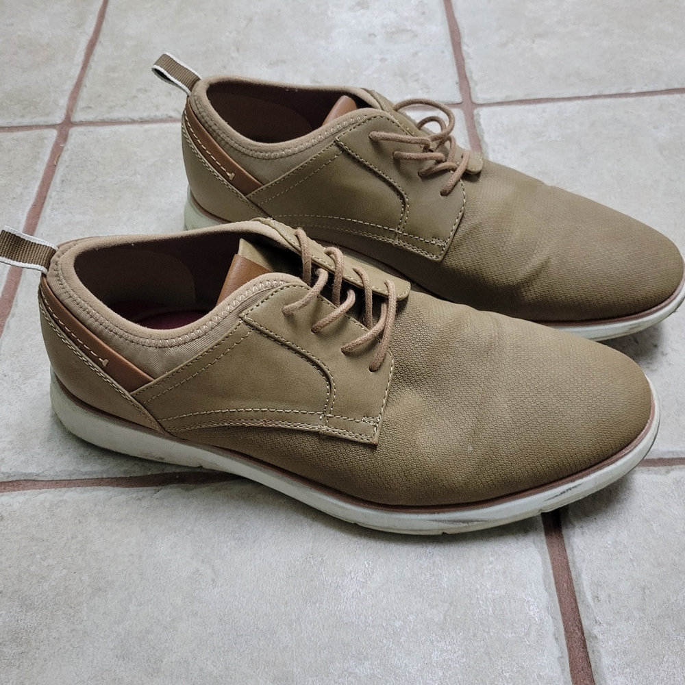 Tan Faux leather Dress shoes